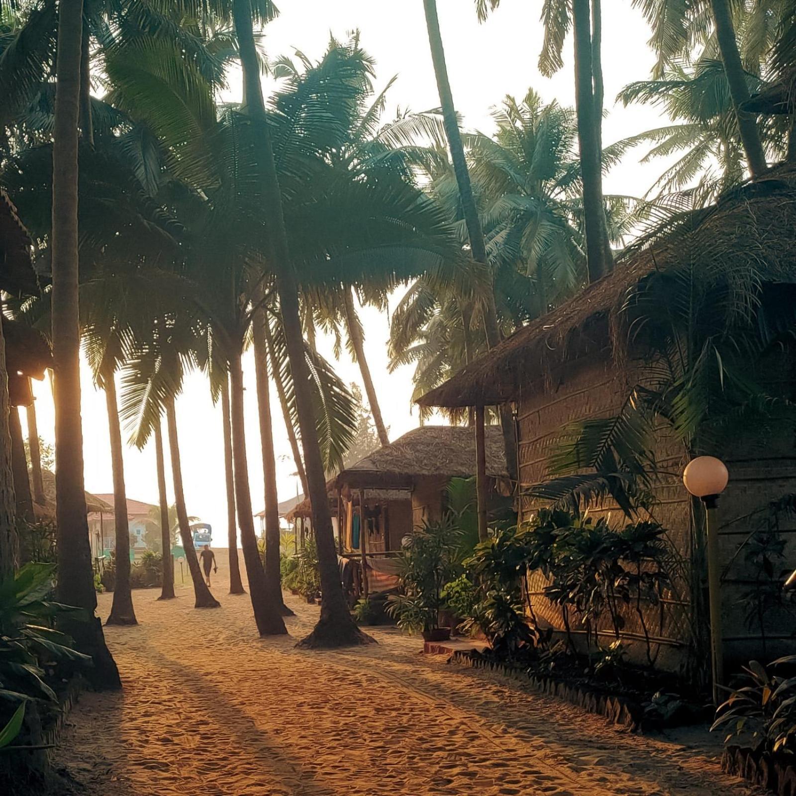 Dunes Village Guest house *
