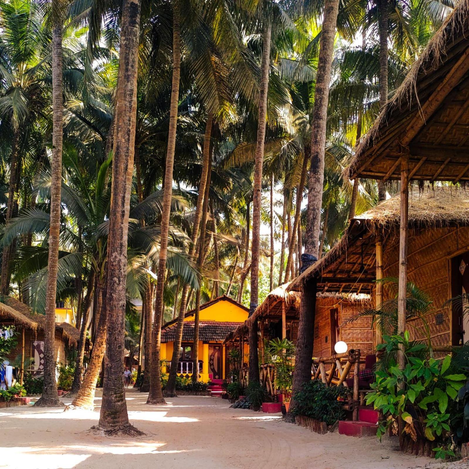 Dunes Village Guest house *